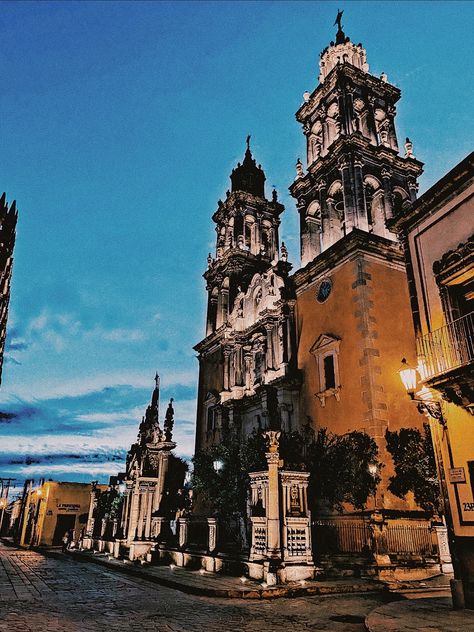 Church located in Jerez, Zacatecas Jerez Zacatecas Mexico, Jerez Zacatecas, Vsco Pics, Hispanic Aesthetic, Vsco Pictures, Mexico Food, Moon Flower, Churros, Quince