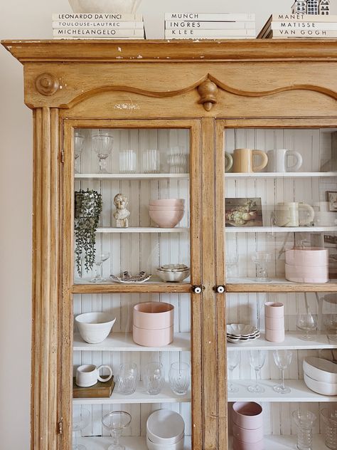 Organizing china cabinet display