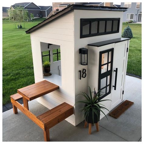 Backyard Discovery Playhouse Makeover, Wood Playhouse Makeover, Kidkraft Playhouse Makeover, Modern Playhouse, Kids Yard, Outdoor Playhouse, Garden Room Ideas, Backyard Kids Play Area, Wendy House