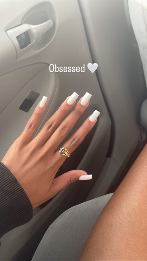 White Squared Acrylics, White Nails Square Medium, Milky Square Nails, Milk White Nails Design, Milk Pink Nails, Square White Nails, Milk White Nails, Milky White Nails, Solar Nails