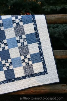 Easy Blue And White Quilts, Blue Quilts Ideas Free Pattern, Denim And Cotton Quilt, Blue And White Quilt Patterns Free, 5 Color Quilt Pattern, 4 Color Quilt Patterns, Baby Boy Quilts Ideas Free Pattern, Quilt As You Go Patterns Free, Blue Quilts Ideas