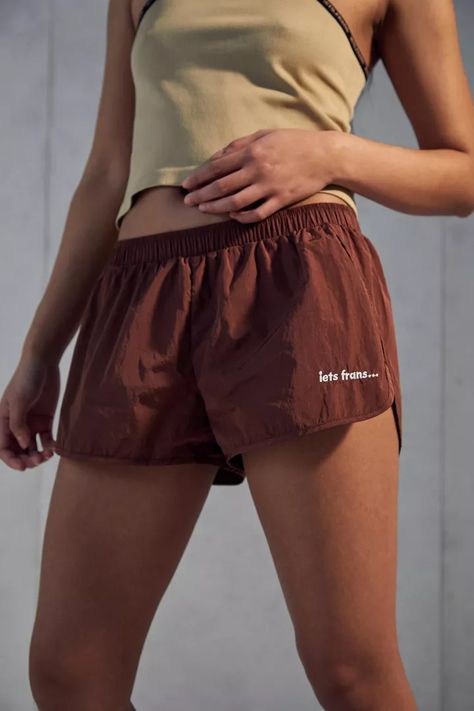 iets frans... Brown Runner Short | Urban Outfitters Runner Shorts, Brown Fits, Trendy Skirts, Women's Bottoms, Look Vintage, Retro Look, Looks Vintage, Low Key, Jeans Pants