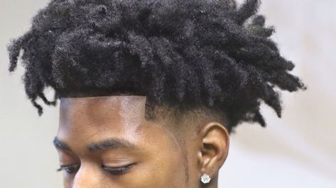 Afro Hair Fade, Freeform Dreads, Hair Twists Black, Drop Fade Haircut, Black Hair Cuts, Drop Fade, Taper Fade Haircut, Dreadlock Hairstyles For Men, Black Men Haircuts