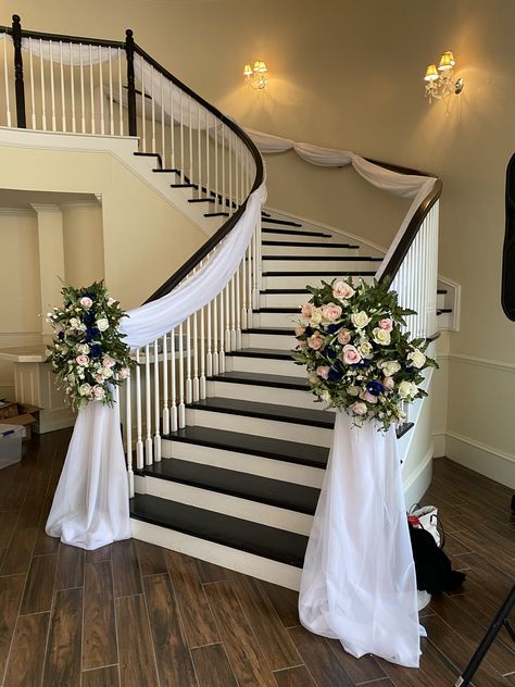 Tulle On Staircase Wedding Decorations, Wedding Stairs Decoration Outdoor, Wedding Decorations For Stairs, Decorating Staircase For Wedding, Stairs Wedding Decoration, Stairs Wedding Decor, Staircase Decor Wedding, Wedding Stairs Decoration, Stair Decorating Ideas For Wedding