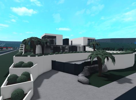 Modern Mansion On Hill Bloxburg, Hill Mansion Bloxburg, Bloxburg Front Yard Ideas Modern, House On Hill Bloxburg, Hill House Bloxburg, Bloxburg Modern Mansion Layout, Bloxburg House On A Hill, Mansion Exterior Bloxburg, Modern Mansion Layout