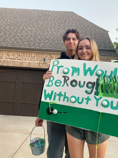 Hoco Proposals Ideas For Him Golf, Golf Theme Hoco Proposal, Senior Golf Poster Ideas, Golf Promposal Ideas, Hoco Proposals Ideas Golf, Golf Homecoming Proposals, Golf Promposal For Him, Minecraft Promposal, Asking Boyfriend To Prom