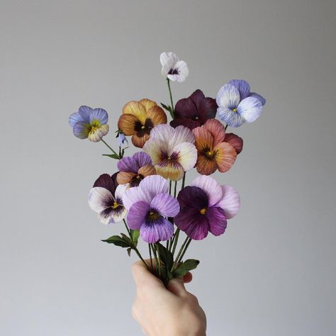 A bouquet of paper pansies 🌸😄✂️ I made these for my mom’s 70th birthday because she has been talking about pansies for a long time 💫… | Instagram Paper Pansies, Paper Magnolia, Floral Cake Design, Pansy Flower, Everlasting Flowers, Flower Pattern Design, Pansies Flowers, For My Mom, Language Of Flowers