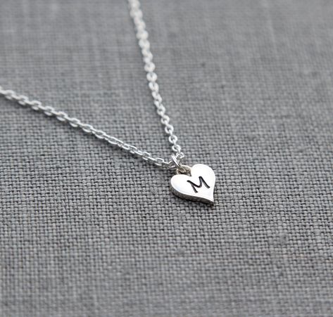 Boyfriend Girlfriend Necklaces, Couple Initial Necklace, Relationship Jewelry, Mother Necklace Personalized, Silver Initial Charms, Grandmas Mothers Day Gifts, Girlfriend Jewelry, Dainty Initial Necklace, First Mothers Day Gifts