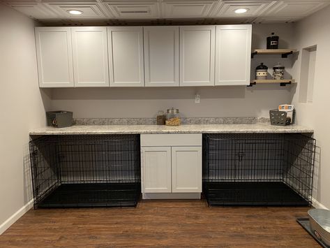 Dog Crate Mudroom Ideas, Dog Crates Under Counters, Dog In Garage Ideas, Dog Cage In Laundry Room, Dog Kennel In Kitchen, Dog Room With Crates, Dog Cage Laundry Room, Dog Kennel Ideas Indoor Laundry Room, Laundry Room With Dog Bed