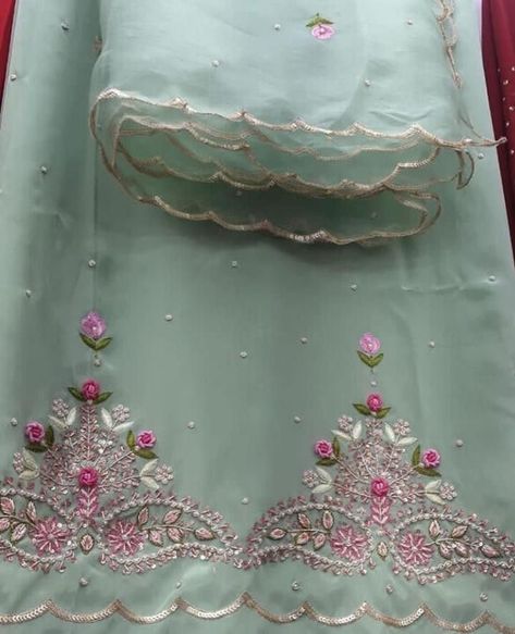 Punjabi Suits Hand Work, Indian Machine Embroidery, Hand Embroidery Suits Punjabi, Embroidery Patterns Flowers, Stain Stitch, Flowers Hand Embroidery, Embroidery Suits Punjabi, Hand Work Design, Patterns Flowers