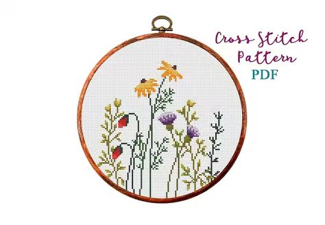 Hoop Art Embroidery, Autumn Cross Stitch Patterns, Embroidery Small, Floral Cross Stitch Pattern, Flower Cross, Nature Cross Stitch, Cross Stitch Patterns Flowers, Art Embroidery, Mini Cross Stitch