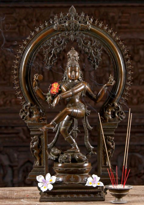 Shiva Murti, Nataraja Shiva, Lord Nataraja, Shiva Yoga, Lotus Sculpture, Shiva Lord, Hindu Statues, Indian Sculpture, Shiva Wallpaper