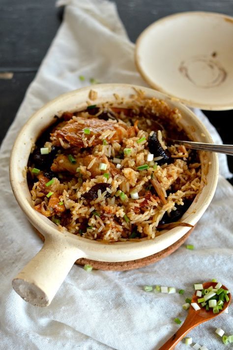 Chicken and Mushroom Clay Pot RiceChicken and Mushroom Clay Pot Rice - an old family recipe! On the blog today.  #claypot #chicken #mushroom Claypot Rice Recipe, Clay Pot Rice, Mushroom Clay, Wok Of Life, Woks Of Life, The Woks Of Life, Chicken And Mushroom, Woks, Mushroom Chicken