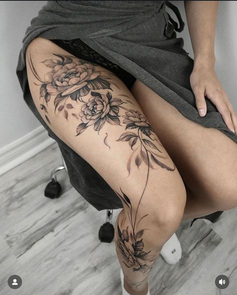 Floral Leg Sleeve, Full Body Tattoo Designs, Tattoo Bein Frau, Thigh Tattoos For Women, Thigh Piece Tattoos, Floral Thigh Tattoos, Full Leg Tattoos, Hip Thigh Tattoos, Underboob Tattoo