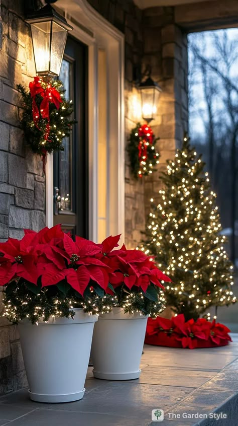 Festive Flair: 160 Enchanting Christmas Porch Decor Ideas - The Garden Style Ideas Decoracion Navidad, Giant Christmas Ornaments, Outdoor Christmas Planters, Outdoor Christmas Decor, Christmas Planters, Xmas Deco, Christmas Porch Decor, Christmas Garden, Christmas Outdoor