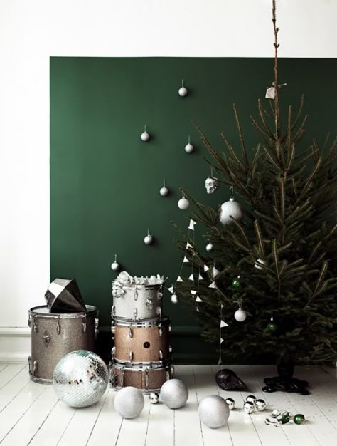 Modern Jul, Natal Natural, Joulun Aika, Copper Christmas, Green Xmas, Diy Jul, Christmas Shoot, Studio Foto, Natural Christmas