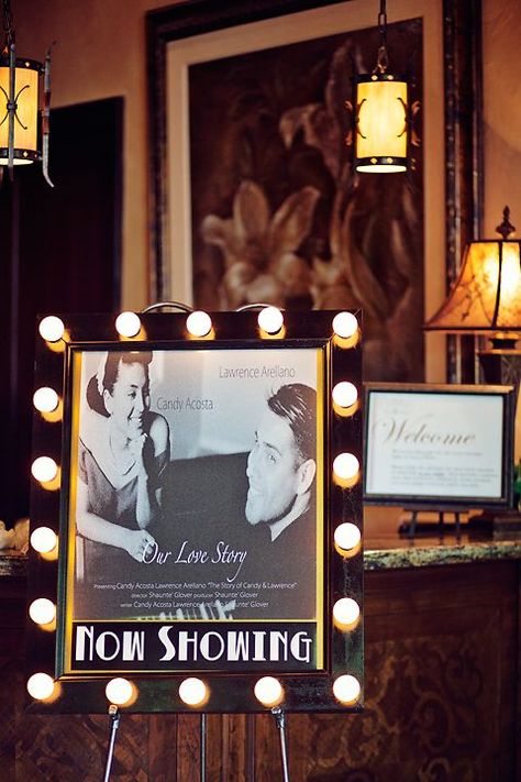 Themed Wedding Ideas for 2018 Trends | Bride & Groom Direct Movie Themed Wedding, Old Hollywood Prom, Old Hollywood Party, Lego Movie Party, Deco Cinema, Old Hollywood Theme, Hollywood Glam Wedding, Hollywood Birthday, Bollywood Theme