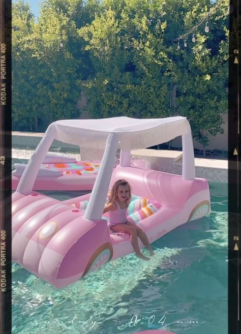 Pool Floats Aesthetic, Cute Pool Floats, Swimming Pool Toys, Pool Floaties, Aesthetic 2024, Desain Quilling, Elevate Your Life, Rich Girl Aesthetic, Girl Lifestyle