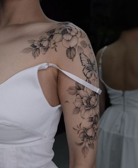 Front Shoulder Tattoo, Upper Shoulder Tattoo, Simple Shoulder Tattoo, Shoulder Tattoo Ideas, Feminine Shoulder Tattoos, Front Shoulder Tattoos, Arm Tattoos Drawing, Shoulder Cap Tattoo, Floral Tattoo Shoulder