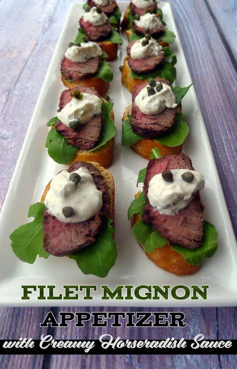 Filet Mignon Appetizer, Horseradish Sauce Recipe, Crafts Diy Easy, Creamy Horseradish, Creamy Horseradish Sauce, Crostini Appetizers, Filet Mignon Recipes, Horseradish Sauce, Large Crowd