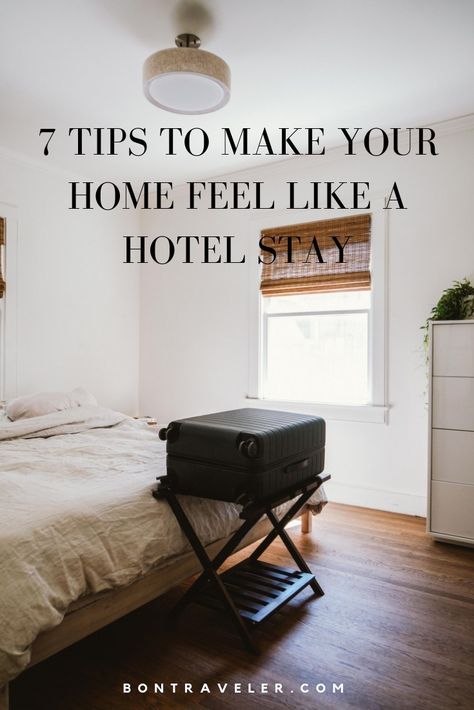 Small Hotel Room, Hotel Bedroom Design, Vibe Bedroom, Hotel Hacks, Guest Bedroom Design, Airbnb Design, Hotel Room Design, Travel Camera, Hotel Bed