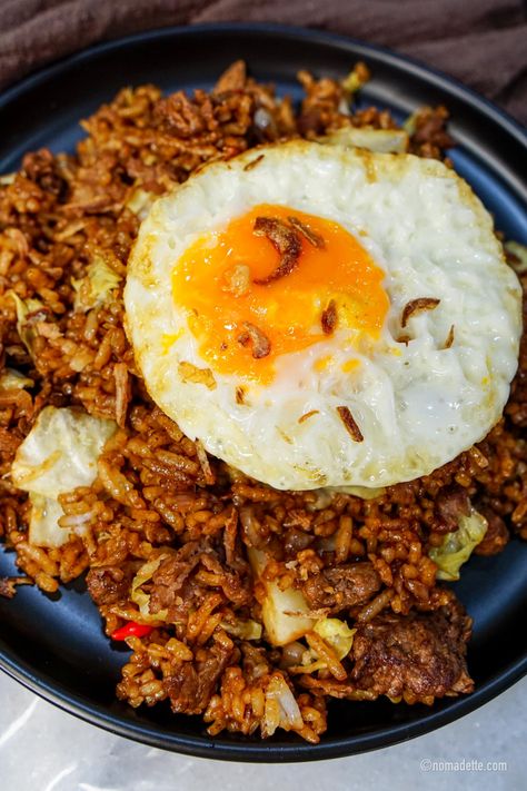 Indonesian Nasi Goreng - Nasi Goreng Recipe, Indonesian Fried Rice, Nasi Goreng Ayam, Rice Noodles Stir Fry, Rice Fried, Lunch Sides, Healthy Treats Recipes, Rice Cooker Recipes, Chicken Slices