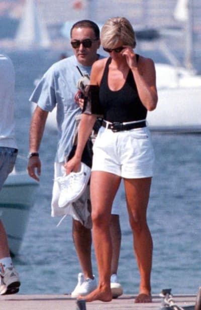 Mohamed Al Fayed, Princess Diana And Dodi, Princess Diana Fashion, Princess Diana Photos, Mode Tips, Diana Fashion, Lady Diana Spencer, Diana Spencer, Robin Williams