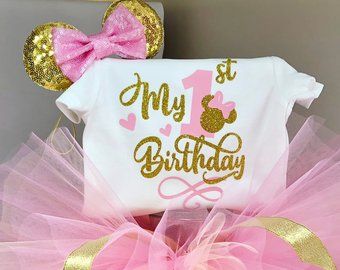 Minnie Mouse 1st Birthday Outfit, Outfit For Birthday, Minnie Mouse Birthday Cake, Birthday Outfit Pink, Minnie Mouse Birthday Theme, Minnie Mouse Outfit, Outfit Rosa, Minnie Mouse Birthday Outfit, Minnie Mouse Birthday Party Decorations