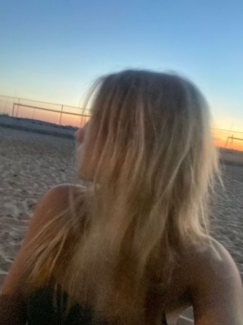 Blonde Girl Beach Aesthetic, Blonde Girl At Beach, Blonde Girl Beach, Harper Aesthetic, Girl At The Beach, Pretty Blonde Hair, Modern Royalty, Fake Pics, Fake Insta