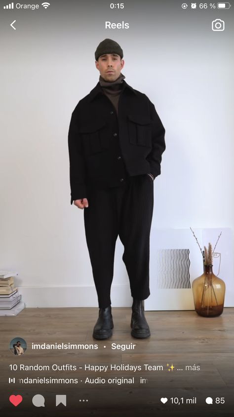 Mens Monochromatic Outfit, Daniel Simmons, Rainboots Outfit, Long Coat Outfit, Chelsea Boots Men Outfit, Chelsea Boots Outfit, Boots Outfit Men, Black Boots Outfit, Aesthetic Outfits Men