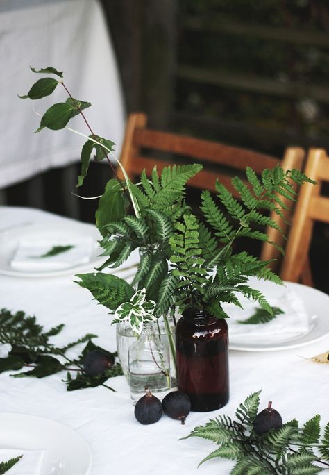 Fern & Fig Backyard Gathering - The Merrythought Wedding Reception Tablescapes, Backyard Gathering, Scandinavian Wedding, Fern Wedding, Reception Tablescapes, Minimalist Wedding Decor, Unique Wedding Flowers, Simple Centerpieces, Wedding Floral Centerpieces