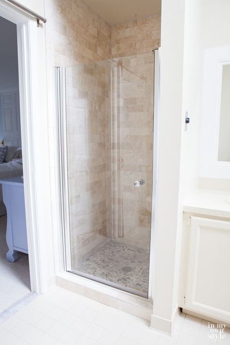 Need some inspiration for a bathroom. Check out this shower makeover that used discounted tiles from Floor & Decor. Now the bathroom looks and feels like a spa. | In My Own Style Shower Makeover, Bathroom Looks, Master Bath Shower, Small Showers, Diy Shower, Shower Remodel, Bathroom Renos, Shower Stall, Remodel Bedroom