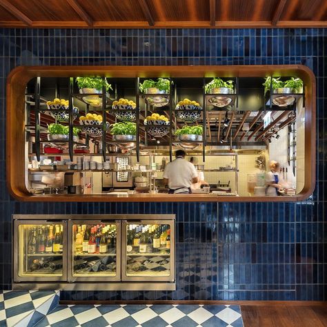 Wood Islands, Kitchen Tile Floor, Hongkong Style, Green Restaurant, Ice Design, Health Zone, Urban Hotels, Lacquered Walls, Hong Kong Hotels