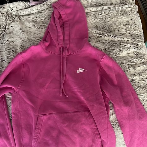 Only Worn Once Women’s Size S Perfect Condition So Comfortable Nike Hoodie Pink, Hot Pink Nike Hoodie, Nike Hoodie Colors, Cute Nike Hoodies, Nike Hoodie Aesthetic, Pink Nike Hoodie, Nike Hoodies For Women, Nike Air Hoodie, Nike Hoodies