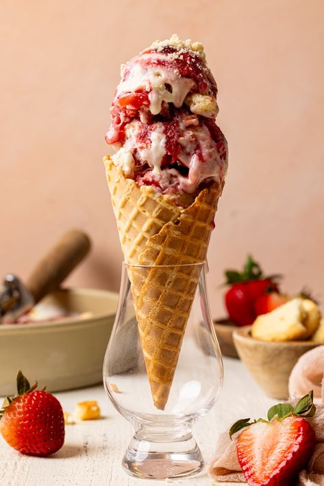 The Best Strawberry Shortcake, Best Strawberry Shortcake, Vanilla Oreo, Snickers Ice Cream, Strawberry Shortcake Ice Cream, Ice Cream Photography, Strawberry Pie Filling, Pecan Ice Cream, Buttery Shortbread Cookies