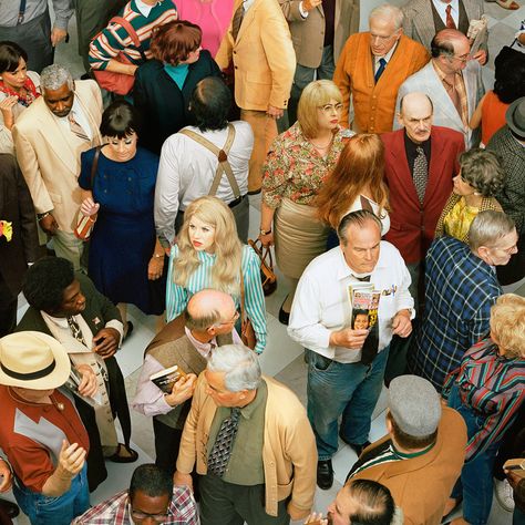 Alex Prager, Crowd Of People, William Eggleston, People Photography, Pics Art, A Group, Pose Reference, Fine Art Photography, Street Photography