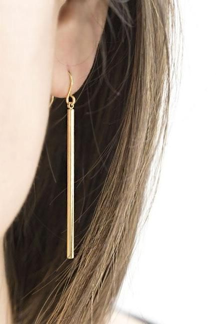 Long Skinny Slim Straight Vertical Bar Earrings, Gold / Silver, Minimalist Jewelry Straight Earrings, Minimal Gold, Gold Bar Earrings, Earrings Aesthetic, Long Gold Earrings, Beaded Necklace Designs, Vertical Bar, Golden Jewelry, Jewelry Lookbook