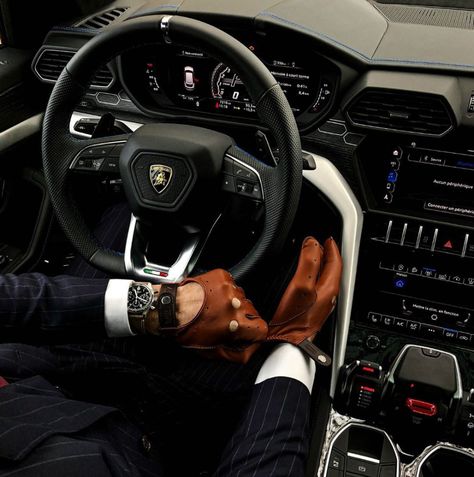 Driving Gloves Men, Gloves Aesthetic, Gloves Outfit, Mens Luxury Lifestyle, Gentleman Aesthetic, Leather Driving Gloves, Driving Gloves, Mens Gloves, Mens Luxury