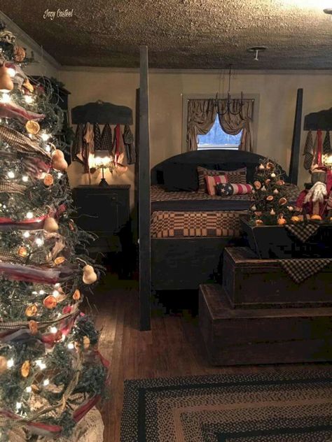 Primitive Bedroom Ideas, Primitive Country Bedrooms, Country Laundry, Country Paint Colors, Living Room Decoration Ideas, Primitive Bedroom, Room Decoration Ideas, Primitive Homes, Colonial Christmas