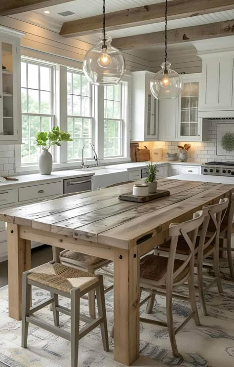 Modern Country Style Kitchen, French Country Kitchen Backsplash, Small Kitchen Decoration Ideas, White French Country Kitchen, Small Kitchen Decoration, French Country Kitchen Designs, Cozy Kitchens, Kitchen Decoration Ideas, Cozy Cottage Kitchen