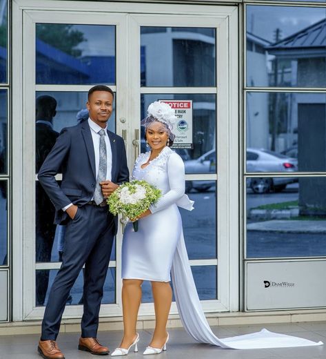 Civil Wedding Dress Courts Brides, Simple Civil Wedding Dress Courts, Court Wedding Outfit, Court Wedding Outfit The Bride, Civil Wedding Ideas, Courthouse Wedding Outfit, Civil Wedding Dresses Courts, Elegant Skirt Outfits, Kente Gown