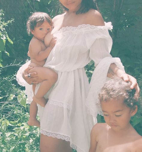 Mysterious Dress, Goddess Feminine, Feminine Divine, Future Mommy, Moms Goals, Mommy Goals, Motherhood Photography, Black Femininity, Future Mom