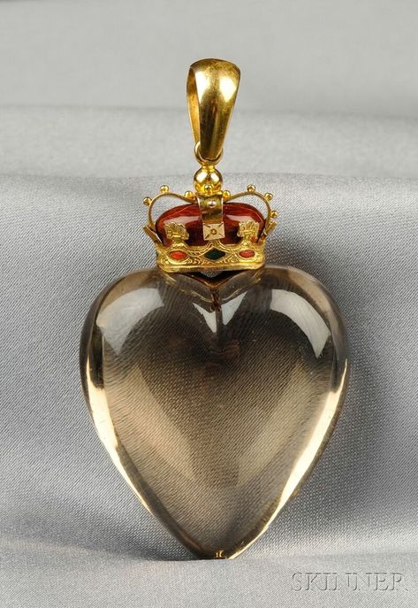 Victorian Smoky Quartz and Enamel Pendant, the smoky quartz heart surmounted by a 14kt gold crown with green and red enamel highlights. Heart Gem, Bijoux Art Nouveau, Edwardian Jewelry, I Love Heart, Victorian Gold, Gold Crown, Victorian Jewelry, Heart Locket, Heart Art