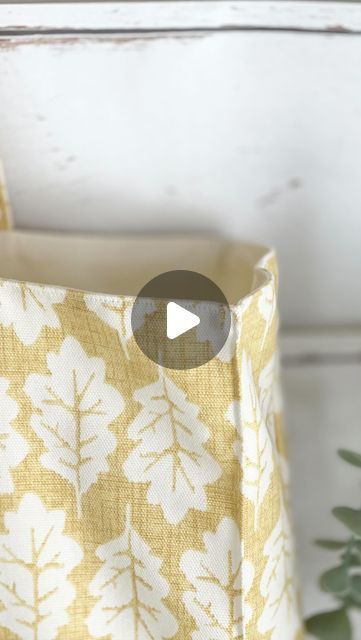 How To Make Shopping Bags, Shopping Bag Patterns To Sew, Box Bottom Bag Tutorial, Cloth Bags Pattern, How To Make A Bag, Diy School Bag, Shopping Bag Sewing Pattern, Shopping Bag Sewing, How To Make Bags