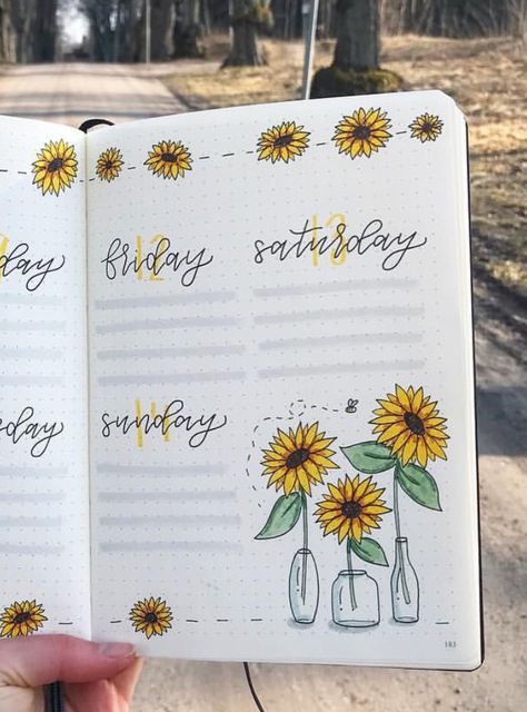 Sunflower Journal Page, Sunflower Bujo Theme, Sunflower Bullet Journal Theme, Sunflower Journal Ideas, Bullet Journal Inspiration Layout, Sunflower Bujo, Sunflower Doodles, May Bullet Journal Ideas, Sunflower Bullet Journal