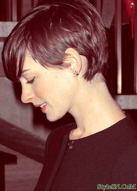 17 Best Short Pixie Hairstyles - Pretty Designs Hairstyles Pixie, Business Lady, Ombré Hair, Super Hair, Pixie Haircuts, Short Pixie Haircuts, Short Pixie Cut, Short Hair Styles Pixie, Anne Hathaway