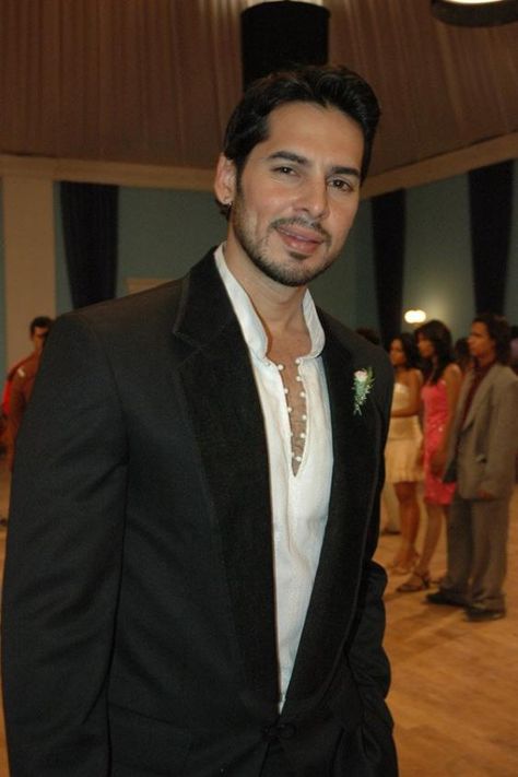 DINO MOREA. BOLLYWOOD ACTOR. 09TH DEC, 1975. Dino Morea, Glamour Clothing, Ford Endeavour, Lara Dutta, Ravi Shankar, Military School, Bollywood Actors, Canvas Paintings, Height And Weight