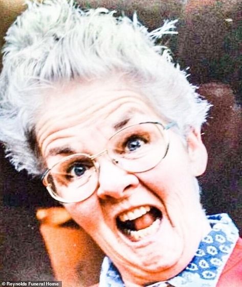 Grandma Sybil Marie Hicks writes funny obituary about 'smoking hot body' thanks to cremation | Daily Mail Online Homemade Turkey Soup, Pixie Haircut Fine Hair, Miss Perfect, It Hurts Me, Weird News, Family Birthdays, Kids Writing, Pixie Haircut, Fine Hair