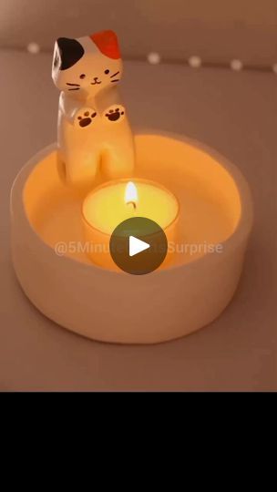 Clay Crafts Tutorial, Clay Candle Holders Diy, Hand Candle Holder, Clay Candle Holders, Clay Candle, Diy Candle Holders, Diy Holder, Clay Ornaments, Hand Candle