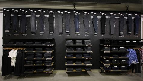 denim wall - Google Search Denim Wall, Denim Display, Clothing Store Displays, Clothing Store Interior, Clothing Store Design, Visual Merchandising Displays, Clothing Displays, Jeans Store, Retail Inspiration